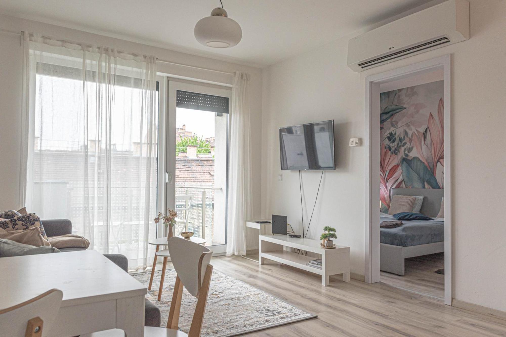 Dob36 Apartment With Free Private Parking And Balcony Будапешт Экстерьер фото